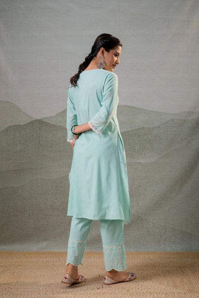 Mint Noor Scallop Schiffli Kurta Set