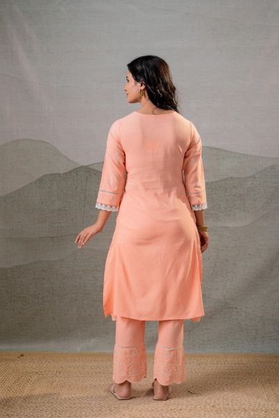 Peach Noor Scallop Schiffli Kurta Set