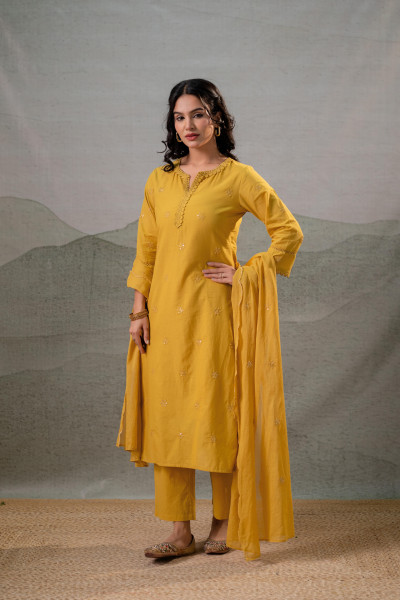 Mustard Grace Minimal Suit Set