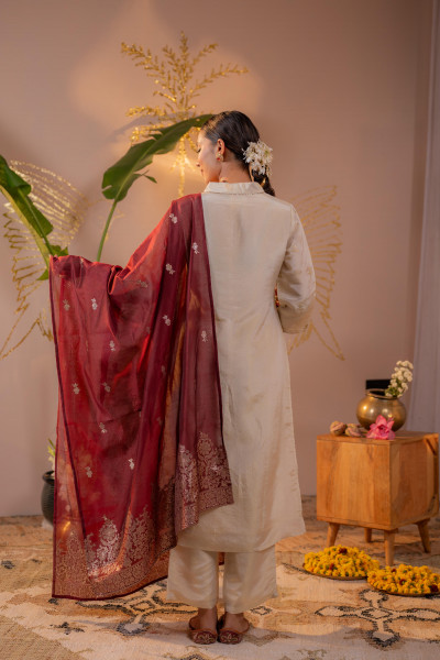 Off-White Kurta Set with  Maroon Gold Buti Dupatta