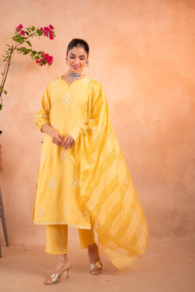 Yellow Ethnic Buti Kurta Set with Textured Dupatta