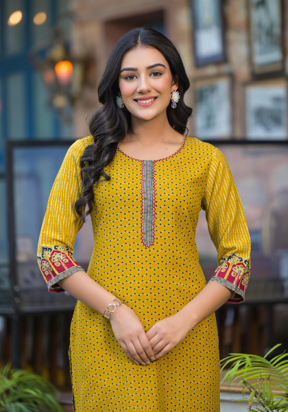 Mustard Ethnic Motif Printed Viscose Kurta With Beads & Thread Work