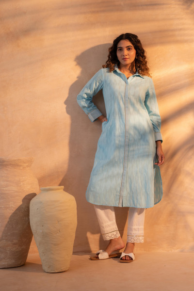 Sky Mist Textured Straight Kurta
