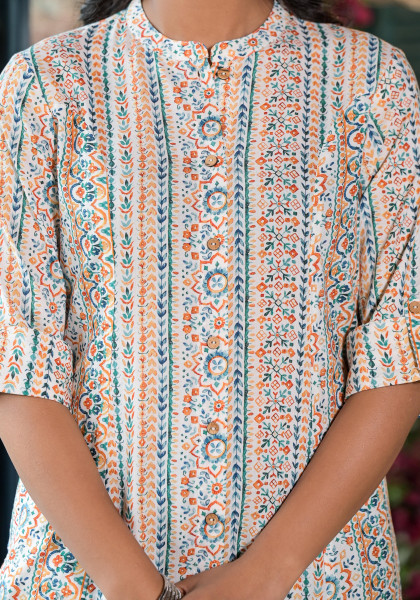 Multi Color Floral Printed Viscose Kurta With Buttons