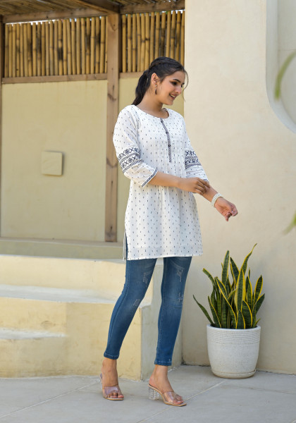 White Ethnic Motif Printed Cotton Tunic With Buttons