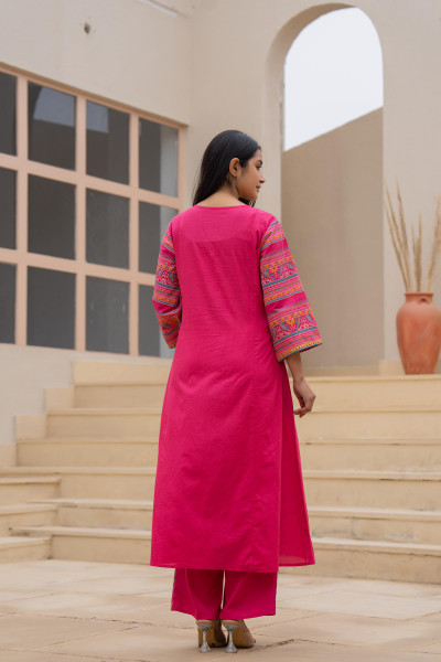 Fuchsia  Floral Printed Cotton Kurta Set With Thread & Mirror Work
