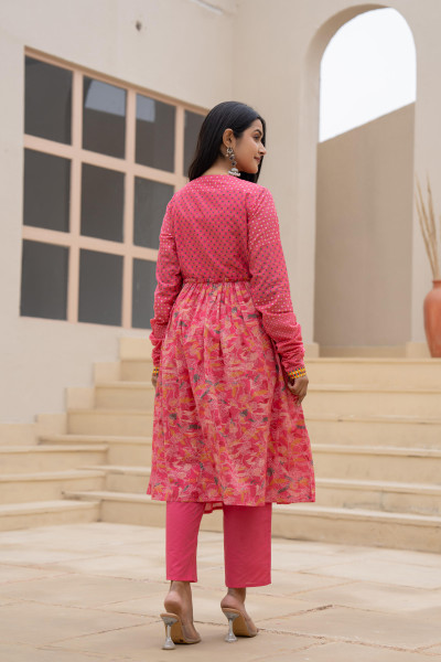 Fuchsia Floral Printed Cotton Kurta Set With Thread Work & Doris