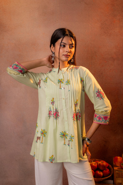 Light Green Palm Pintuck Tunic