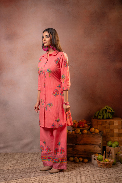 Coral Palm Bloom Stripe Kurta Set