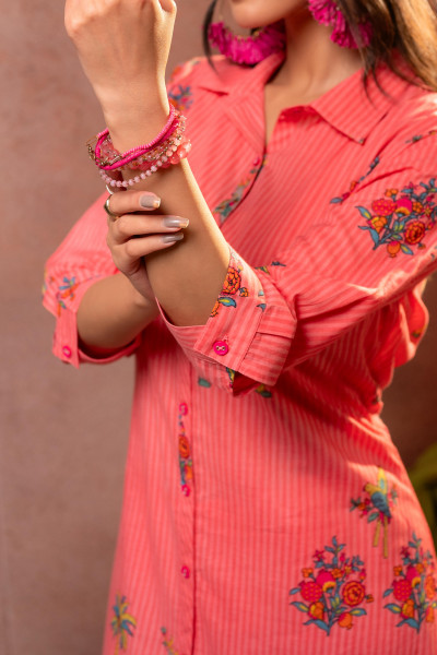 Coral Palm Bloom Stripe Kurta Set