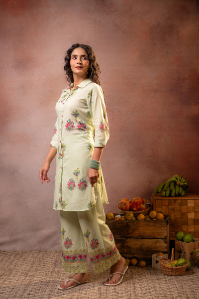 Light Green Palm Bloom Stripe Kurta Set