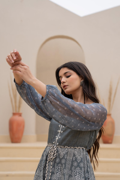 Grey Solid Cotton Dress With Thread Work & Doris