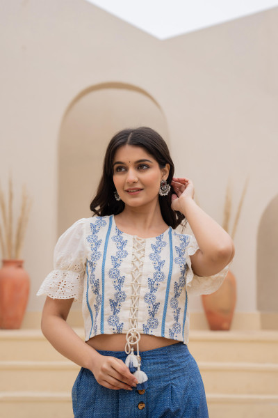 Blue Solid Viscose Top & Pant Set With Thread Work & Doris