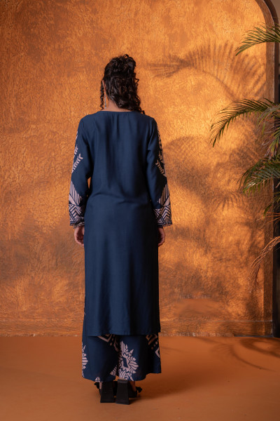 Noir Tribal Graphic Kurta Set