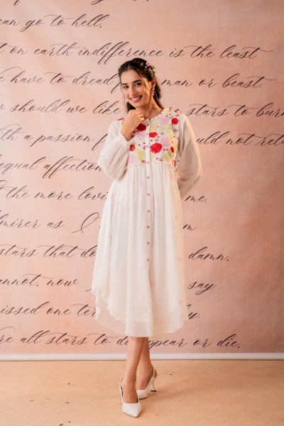 Phool Baari White Embroidered Yoke Kurta