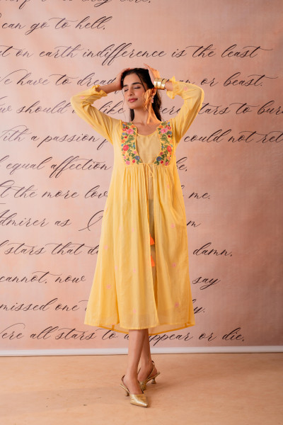 Surajmukhi Bloom Embroidered Anarkali Kurta