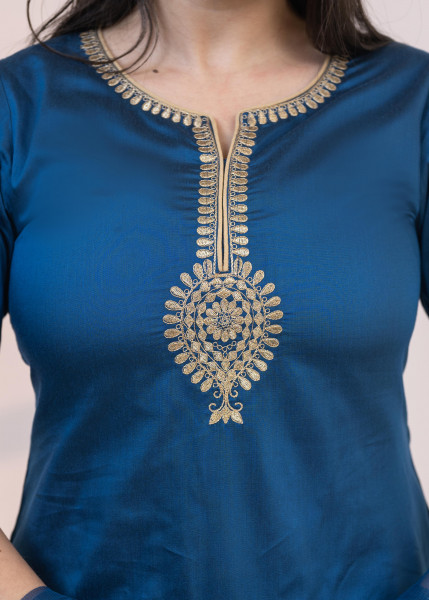 Blue Viscose Straight Kurta Pant Dupatta Set with Thread Work & Gota Patti