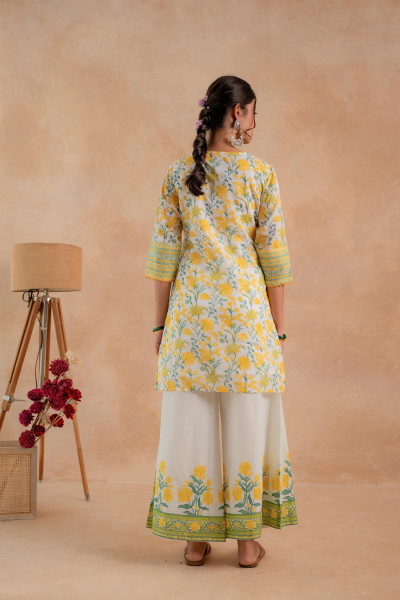 Gulbahaar Off-White Floral Printed Kurta Palazzo And Dupatta Set