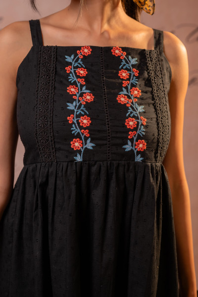 Classic Black Sleeveless Embroidered Flared Dress