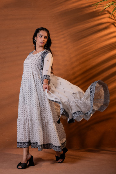 Ivory Noir White Heritage Flare Dress