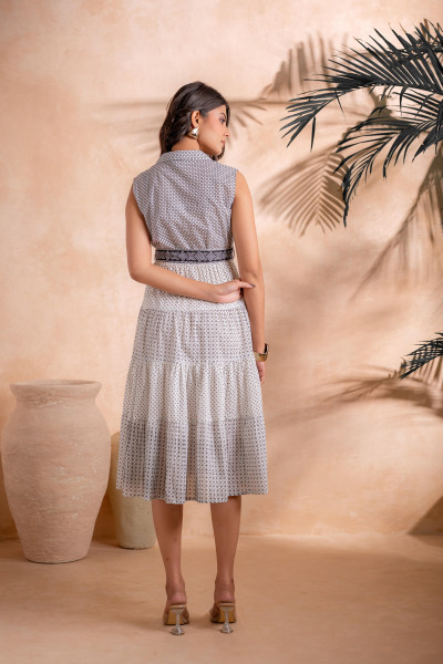 Black and White  Tiered Midi Dress