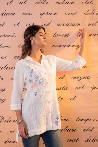 White Shell Story Tunic