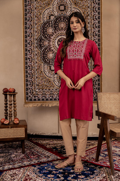 Maroon Embroidered Viscose Kurta