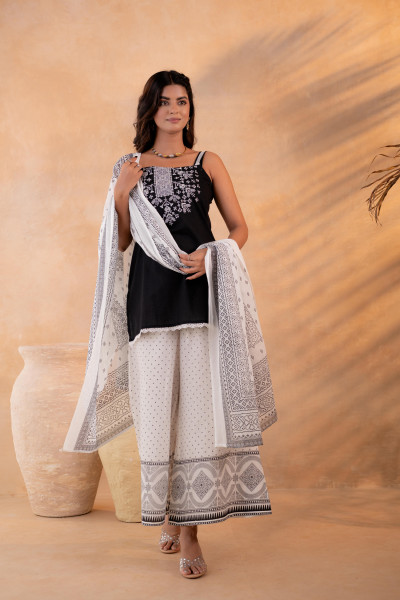 Elegant Black &amp; White Ethnic Kurta Set with White Embroidery
