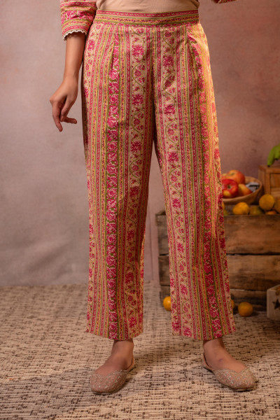 Gulnaar Garden Printed Kurta Pant And Dupatta Set