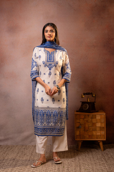 Cream Ethnic Printed Straight Kurta Set with Indigo Dupatta