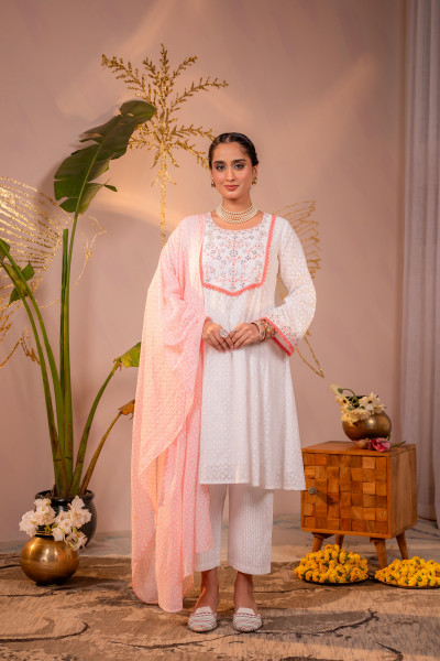 Elegant White Embroidered Kurta Set with Peach Dupatta