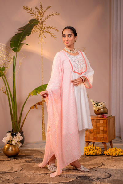 Elegant White Embroidered Kurta Set with Peach Dupatta
