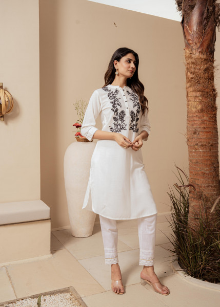 White Embroidered Viscose Kurta
