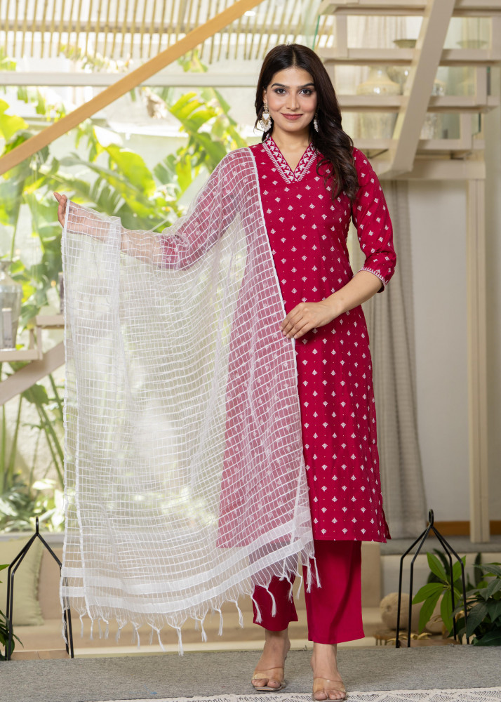 Fuchsia Solid Man Made Fiber Kurta, Pant &amp; Dupatta Set with Thread Work