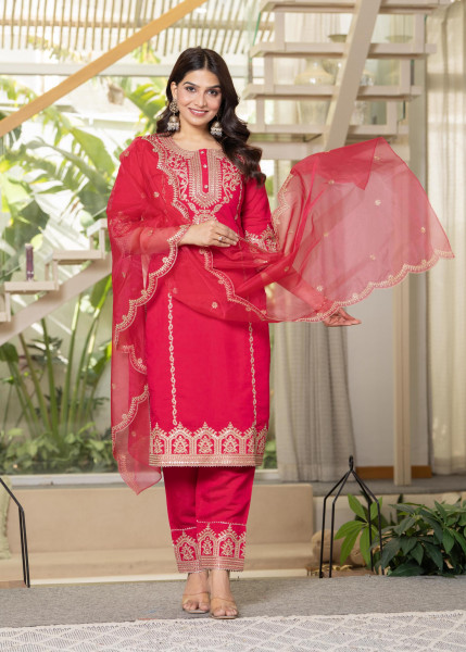 Viscose Fuchsia Embroidered Kurta Pant and Dupatta Set with Zari Work And Sequin