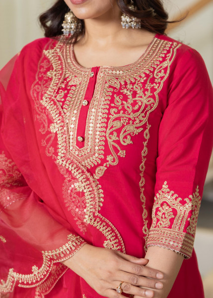 Viscose Fuchsia Embroidered Kurta Pant and Dupatta Set with Zari Work And Sequin