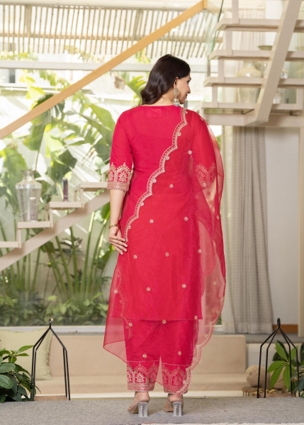 Viscose Fuchsia Embroidered Kurta Pant and Dupatta Set with Zari Work And Sequin