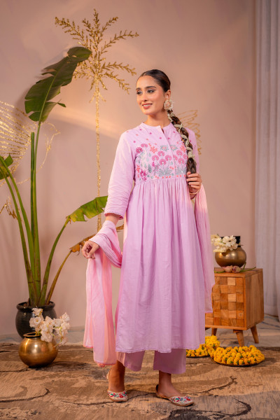 Lavender Embroidered Kurta Set with Dupatta