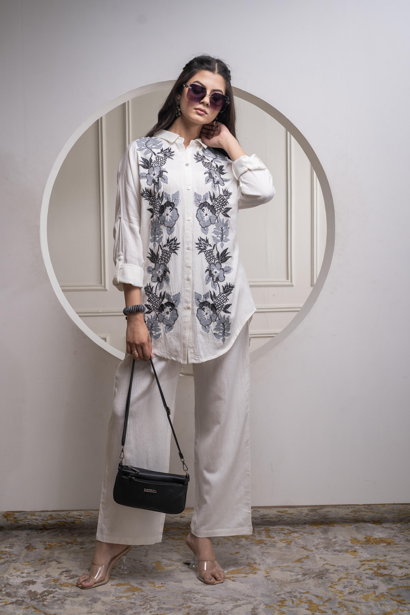 Viscose Linen Off White Embroidered Shirt and Pant Co-Ord Set with Thared Work