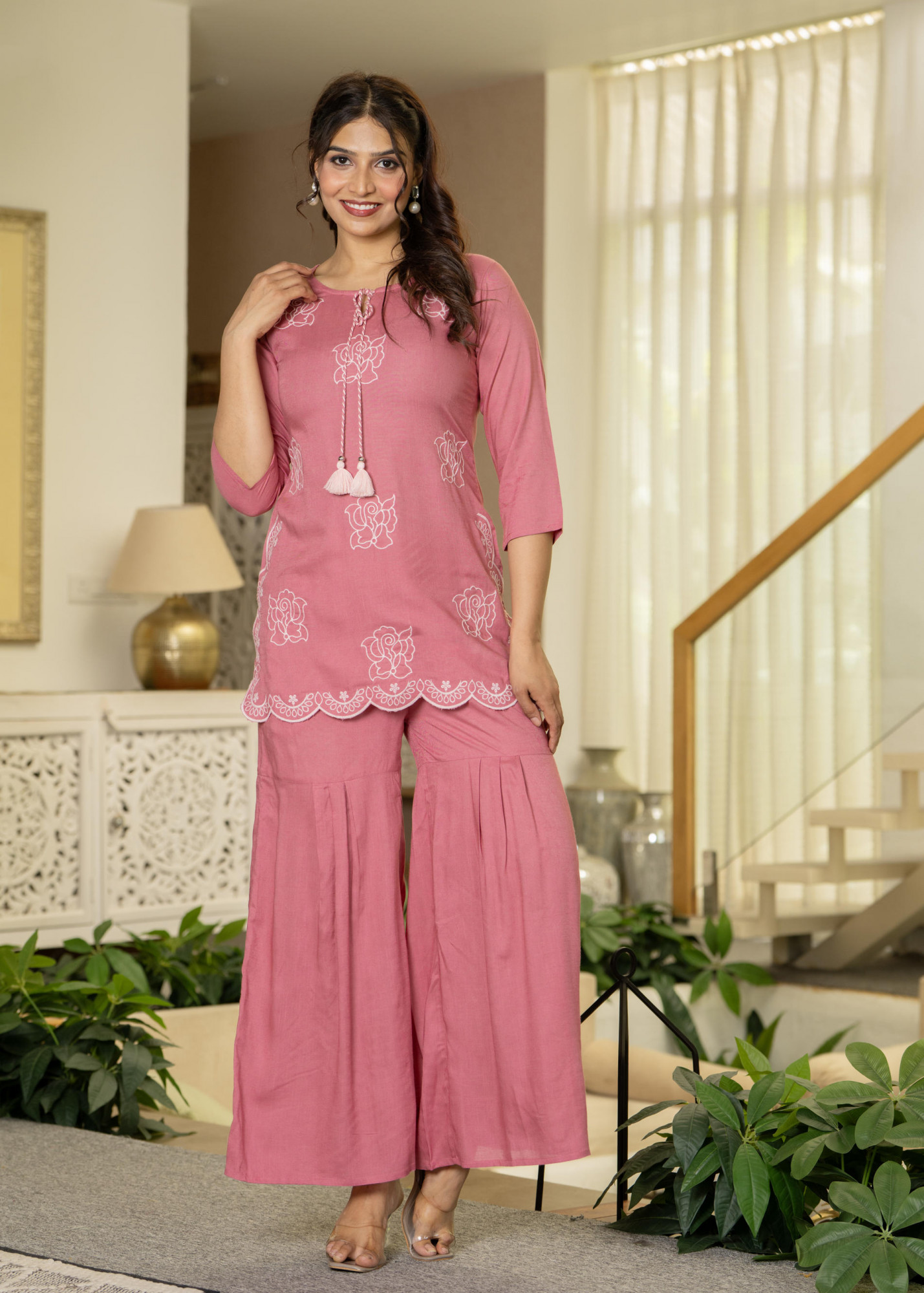Dustypink Solid Viscose Tunic and Pants Co-ord Set with Thread Work and Sequence