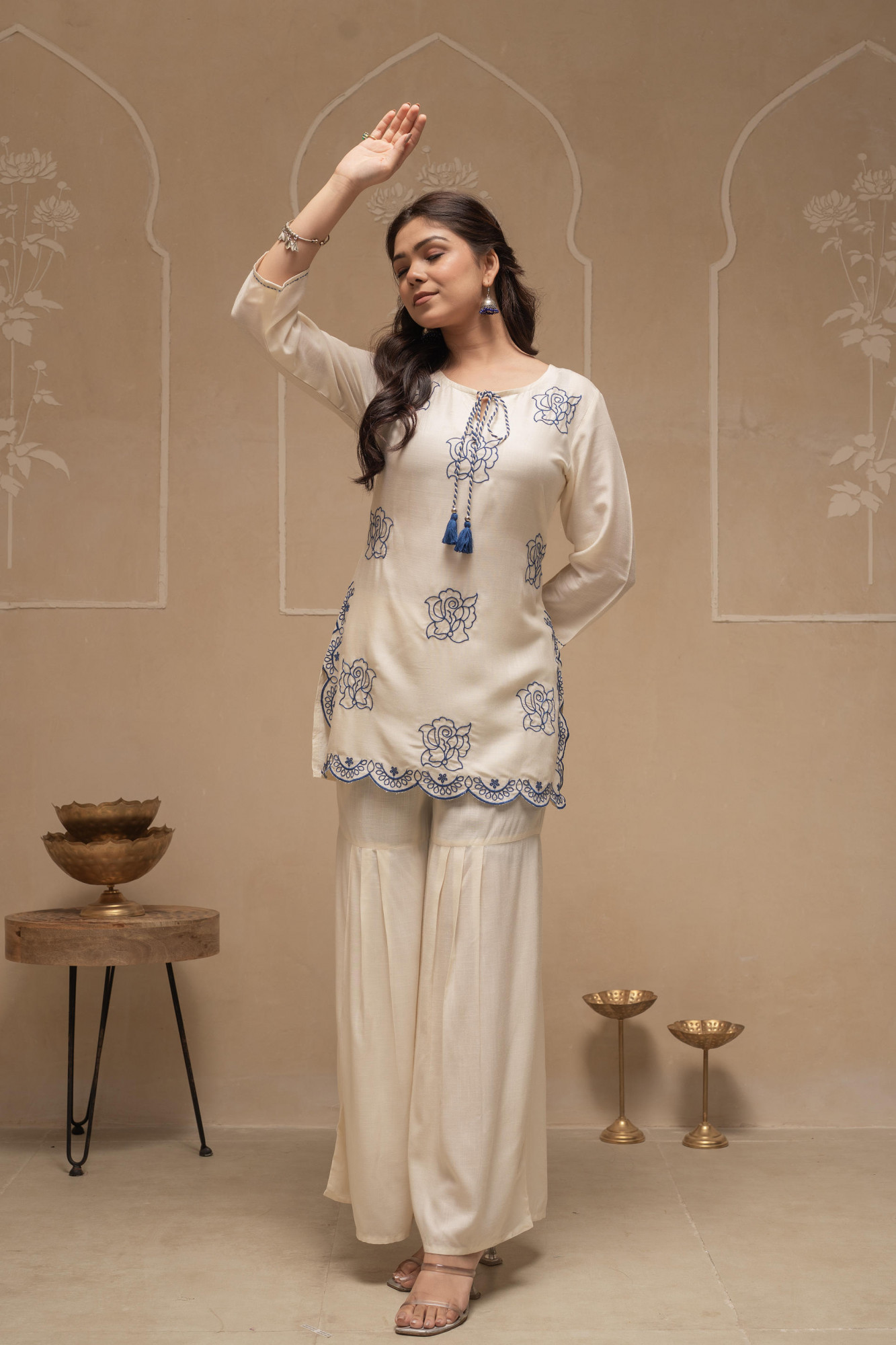 Offwhite Solid Viscose Tunic and Pants Co-ord Set with Thread Work and Sequence