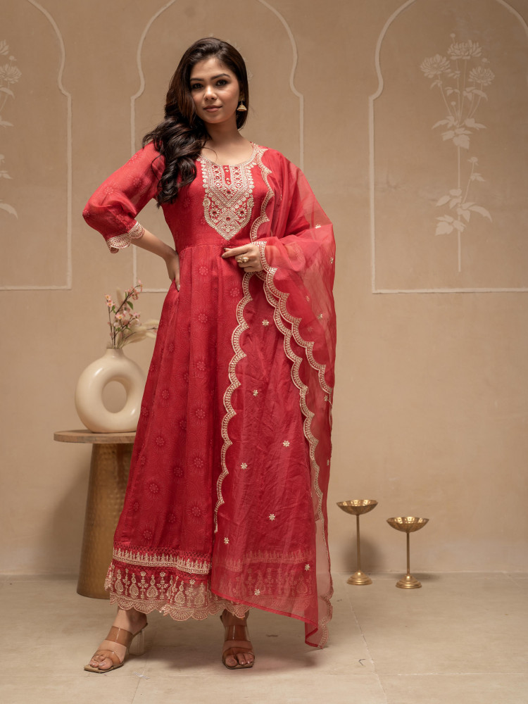 Red Floral Viscose Kurta, Pants and Dupatta Set with Mirror, Thread Work and Sequence
