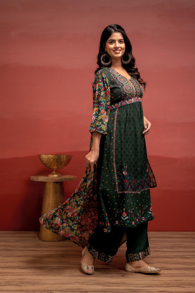 Bottlegreen Floral Viscose Kurta Pant Dupatta Set with Thread Work and Sequence