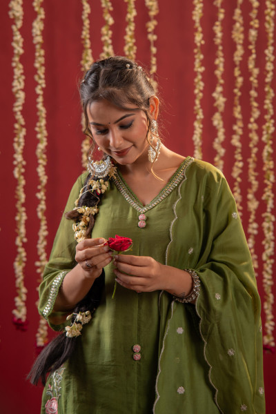 Mehndi Greenembroidered Kurta Set With Dupatta