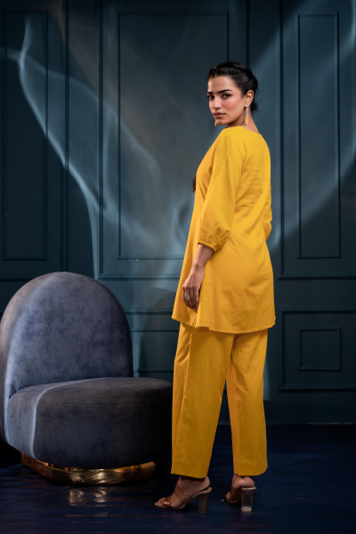 Women's Mustard Striped Cotton Kurta & Pants Co-ord Set with Zari Work