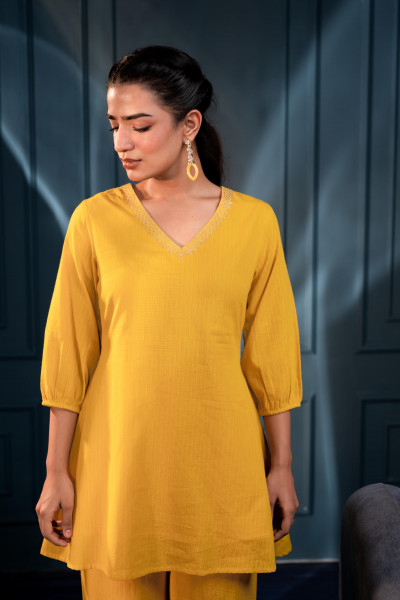 Women's Mustard Striped Cotton Kurta & Pants Co-ord Set with Zari Work