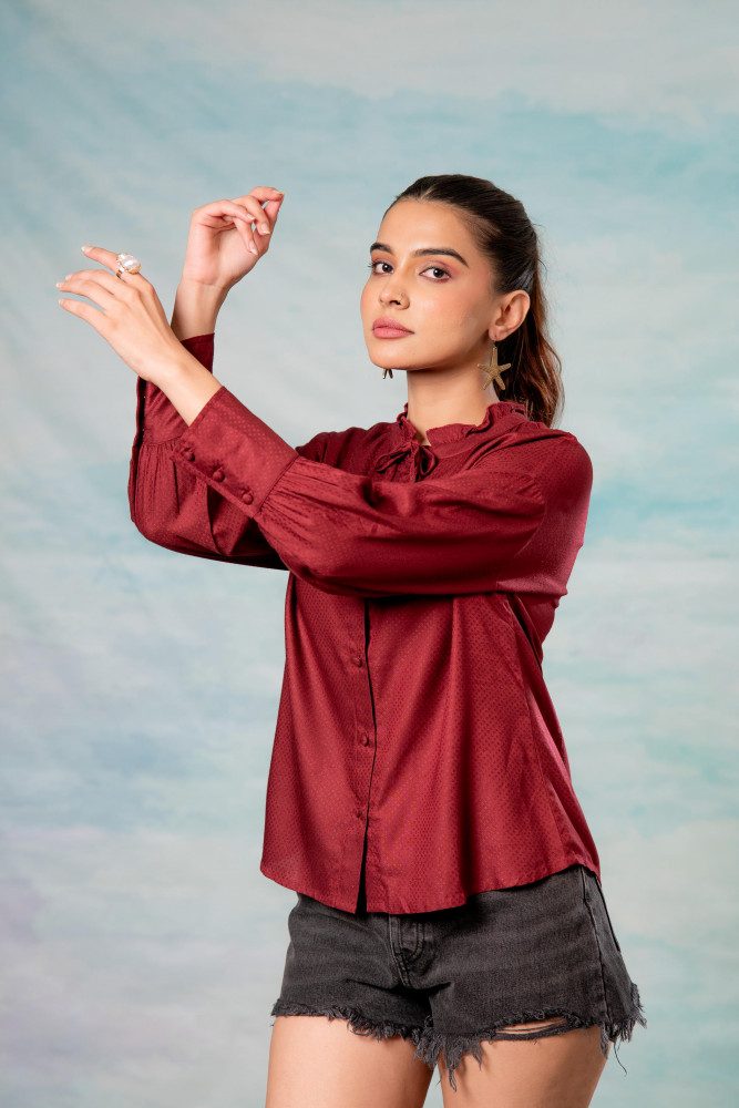 Lamora Maroon Textured High-Neck Pleated Sleeve Shirt