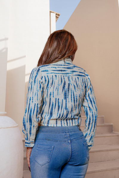 Lamora Indigo Blue & White Tie-Dye Striped Shirt Crop Top with Front Knot
