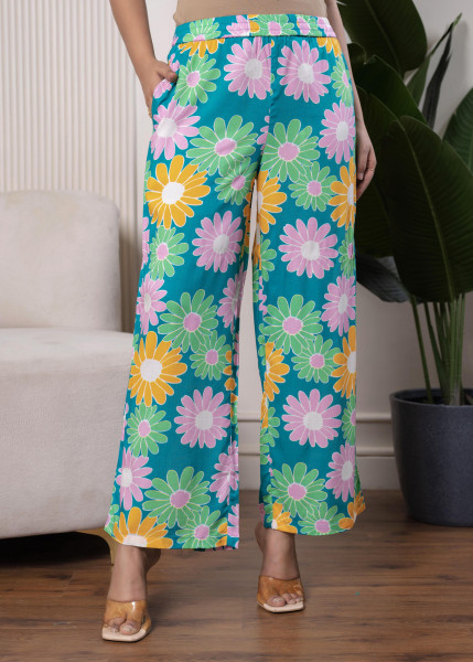 Lamora Tropical Daisy Co-ord Set