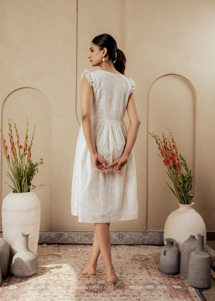 Lamora Cotton Midi Dress with Ruffled Sleeves